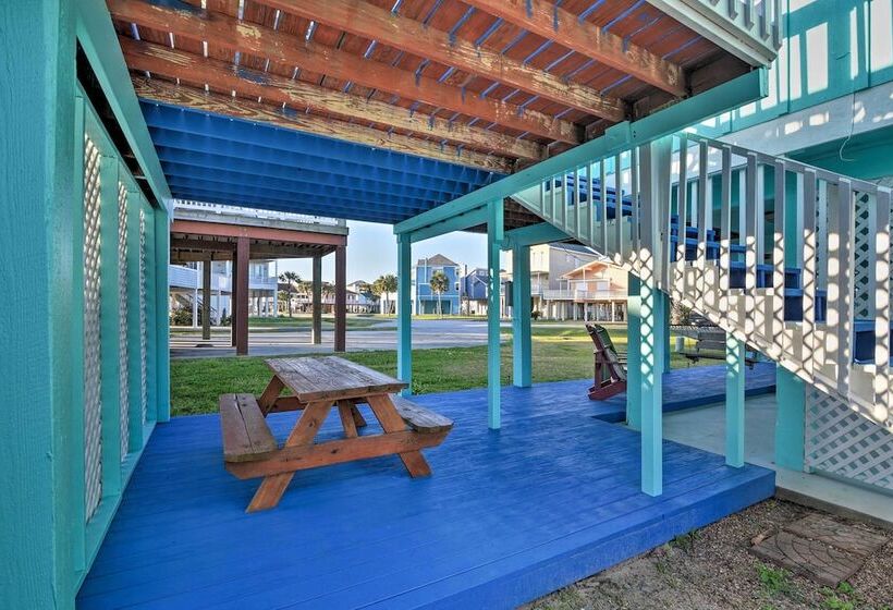 Cozy Galveston Beach House   Walk To The Gulf!