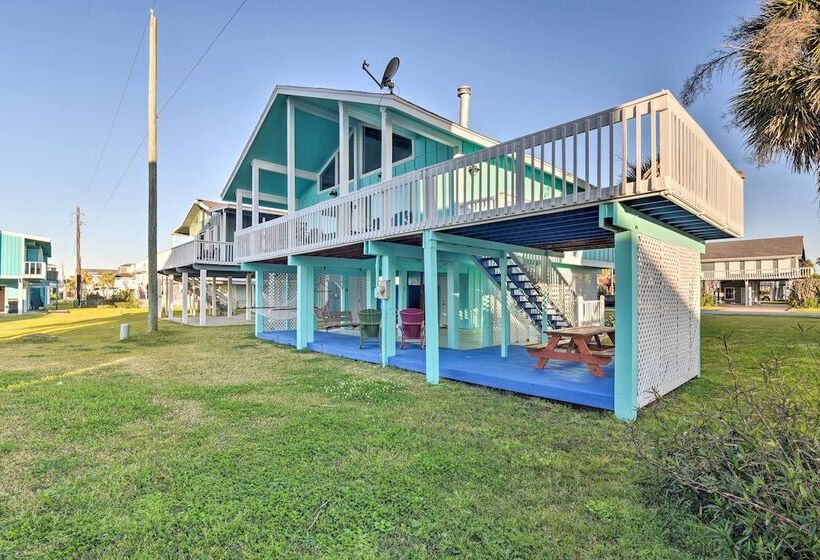 Cozy Galveston Beach House Walk To The Gulf!
