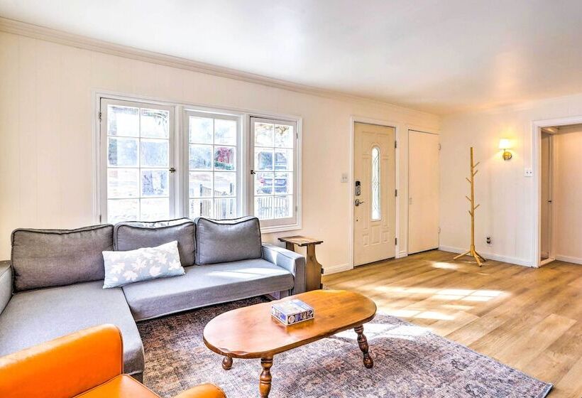 Cozy Home, 1/2 Mi To Downtown, 4 Mi To Hikes!