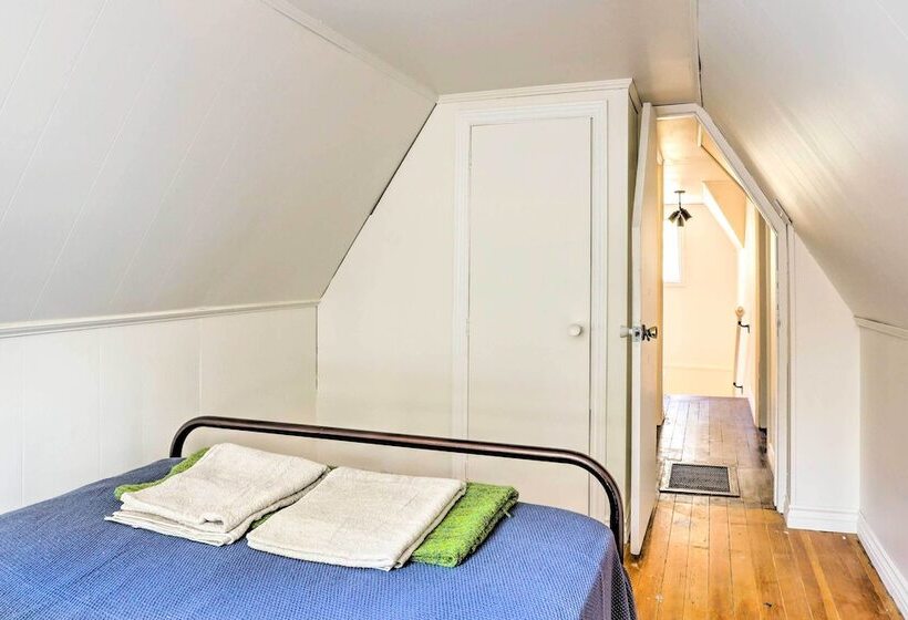 Cozy Home, 1/2 Mi To Downtown, 4 Mi To Hikes!