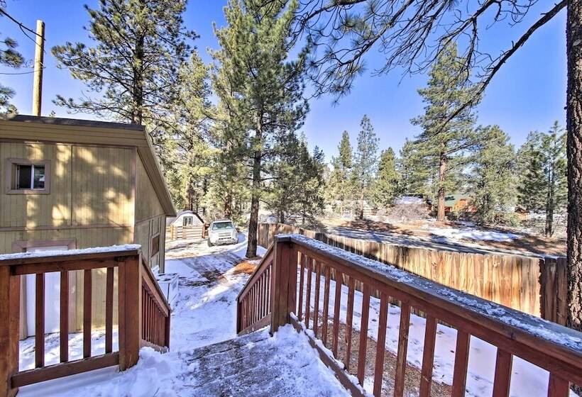 Cozy Home W/ Wood Fireplace: 4 Mi To Big Bear Lake