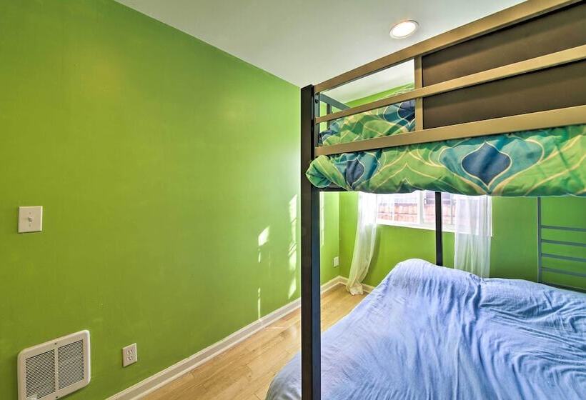 Cozy Home W/ Wood Fireplace: 4 Mi To Big Bear Lake