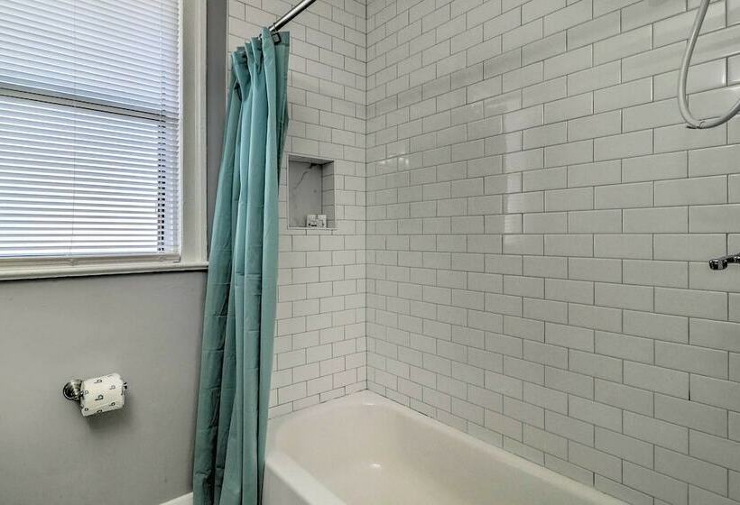 Cozy Jacksonville Home Near St Johns River!