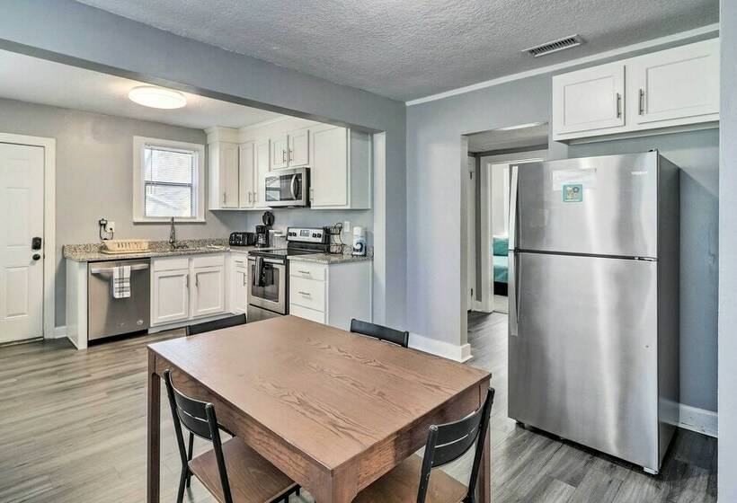 Cozy Jacksonville Home Near St Johns River!