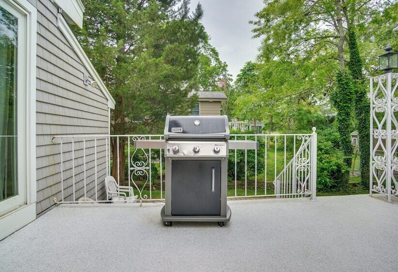 Ping Pong Table, Beach Access: North Falmouth Home