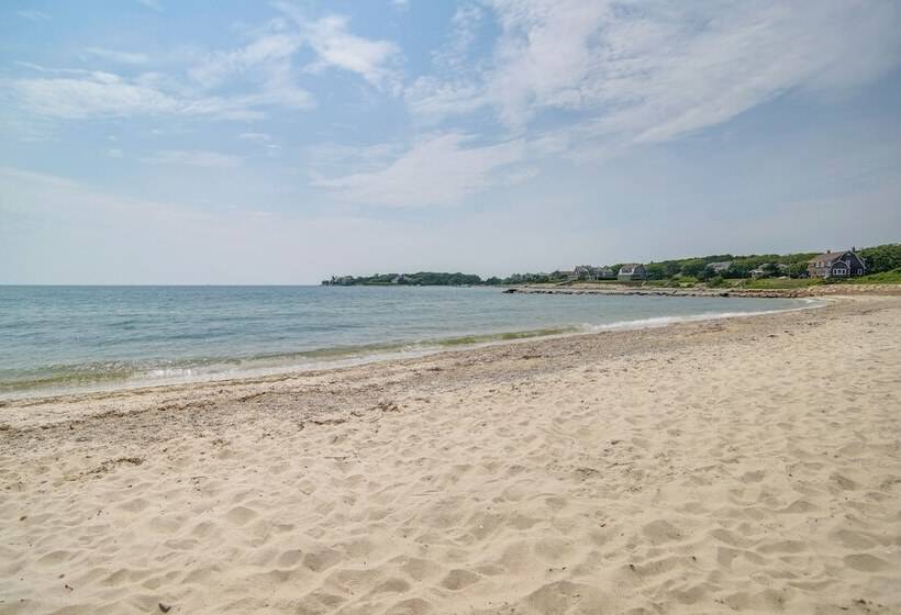 Ping Pong Table, Beach Access: North Falmouth Home