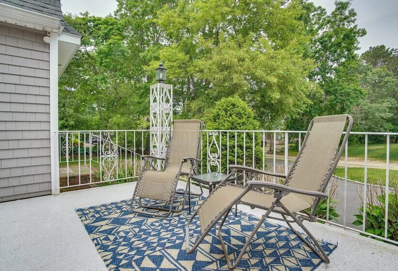 Ping Pong Table, Beach Access: North Falmouth Home