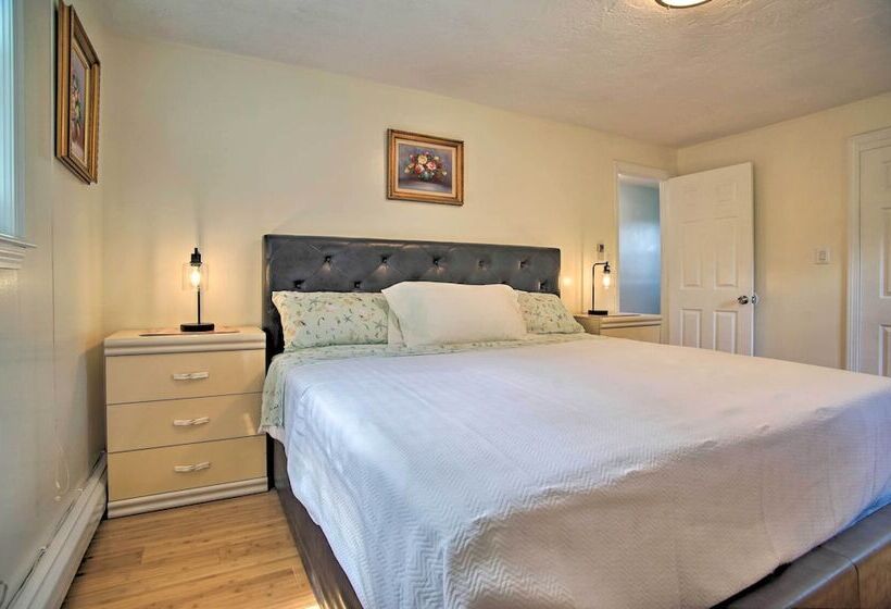 Cozy Plymouth Home   Walk To Bartlett Pond!