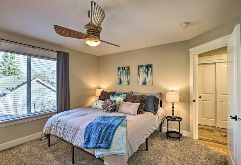 Cozy Retreat W/ Private Yard ~ 13 Mi To Salem