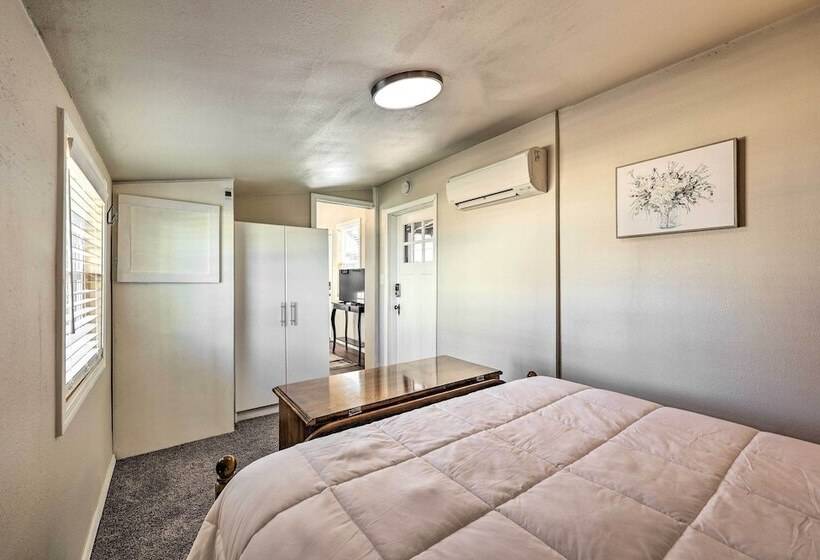 Cozy Rogers Home W/ Patio, Near Downtown!