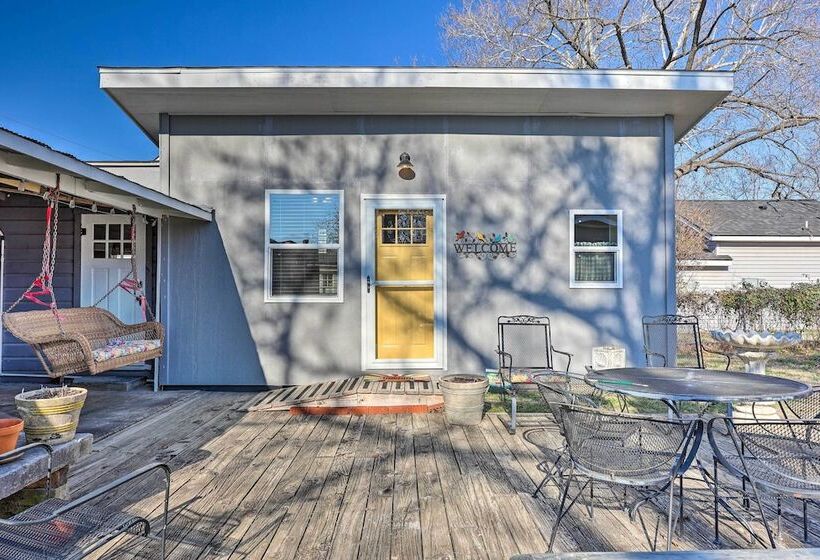 Cozy Rogers Home W/ Patio, Near Downtown!