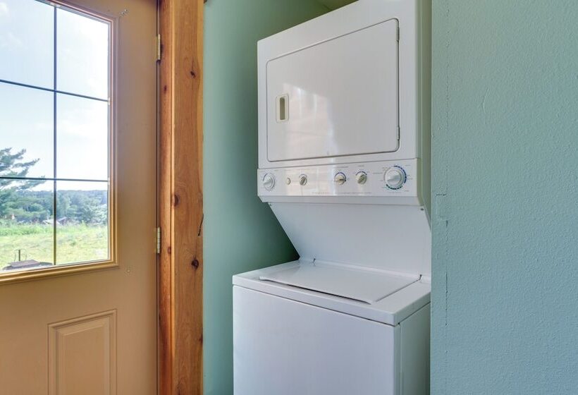 Cozy Three Bears Resort Cabin W/ Deck In Warrens!