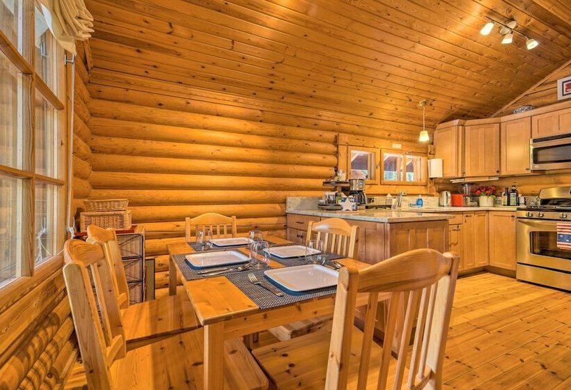 Cozy Truckee Cabin W/ Sauna: 11 Mi To Sugar Bowl!