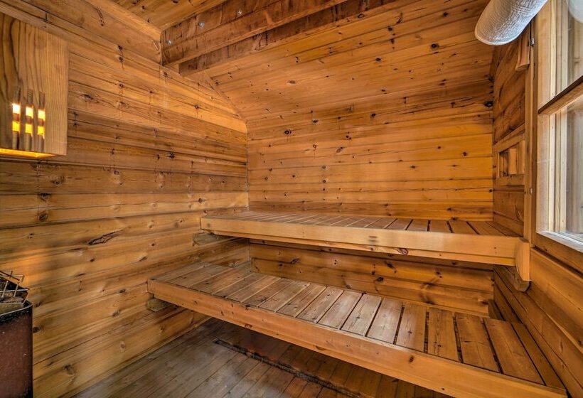 Cozy Truckee Cabin W/ Sauna: 11 Mi To Sugar Bowl!