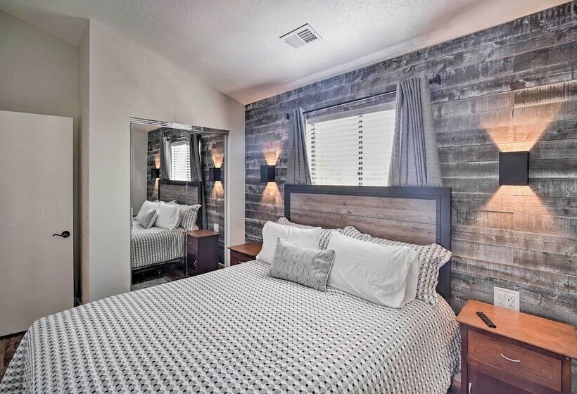 Crestline Cabin W/ Deck: 1 Mi To Lake Gregory