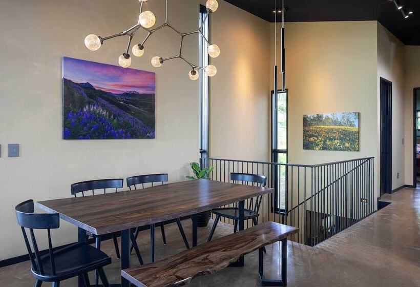 Custom Mt. Crested Butte Home; Walk To The Lifts!