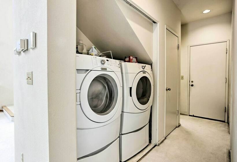 Daly City Family Home Only 14 Mi To Pier 39!