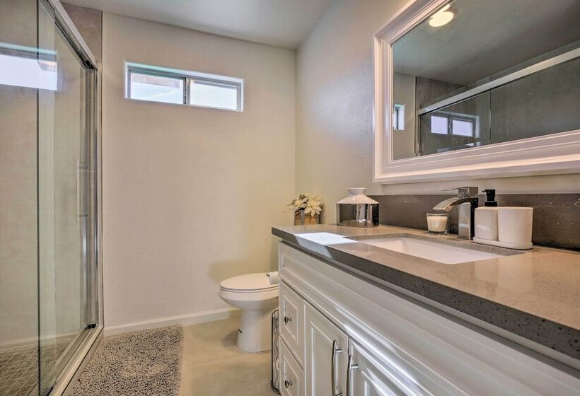 Desert Hot Springs Home W/ Pool & Gas Grill!