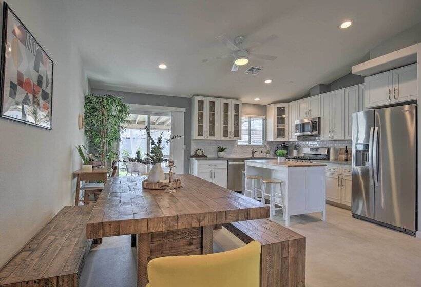 Desert Hot Springs Home W/ Pool & Gas Grill!