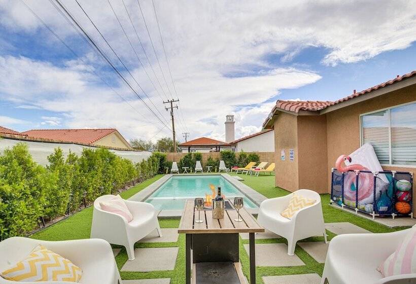 Desert Hot Springs Home W/ Pool & Gas Grill!