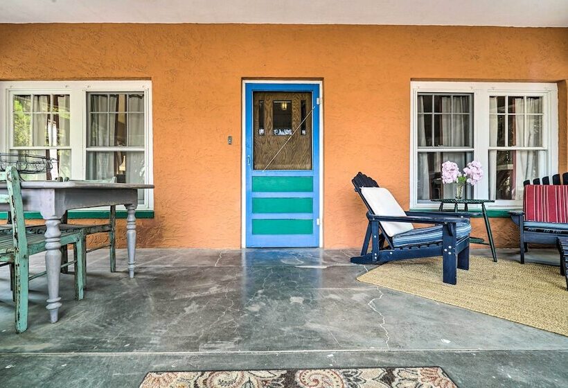 Eclectic Home: Walk To Town & Bath District!