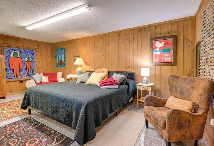 Enchanting Cabin W/ Mother In Law Suite: Mtn Views