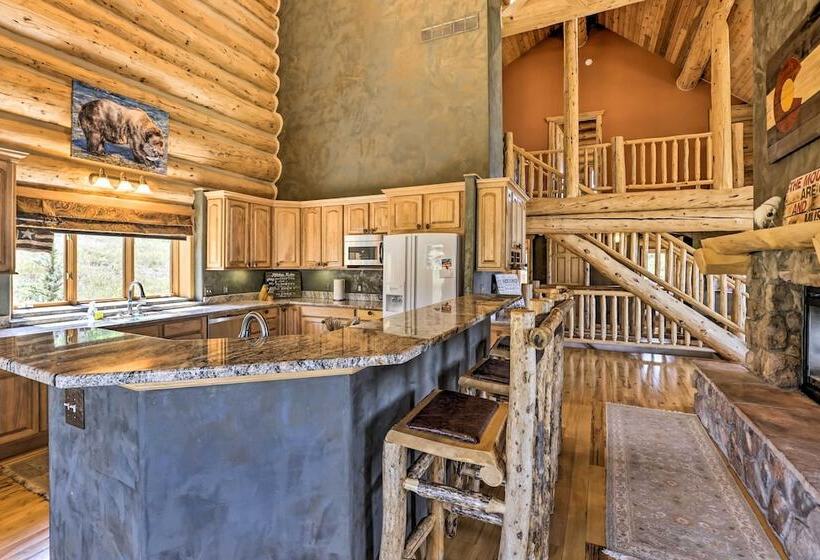 Skiing & Hiking Access: Spacious Granby Cabin!