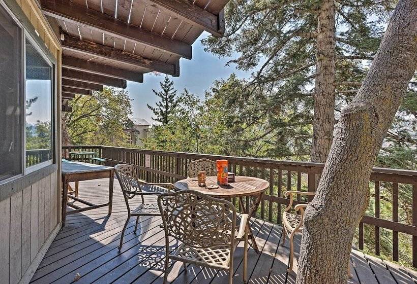 Family Cabin W/ Game Room Near Hiking + Skiing!