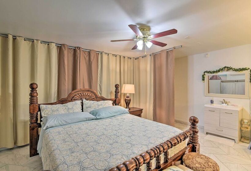 Family Friendly Home ~ 12 Mi To Space Center!