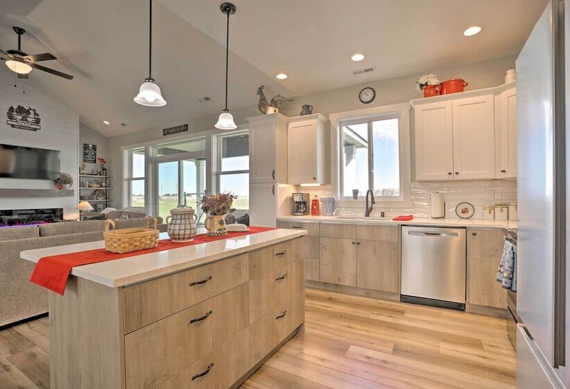 Family Friendly Home Near Potholes State Park