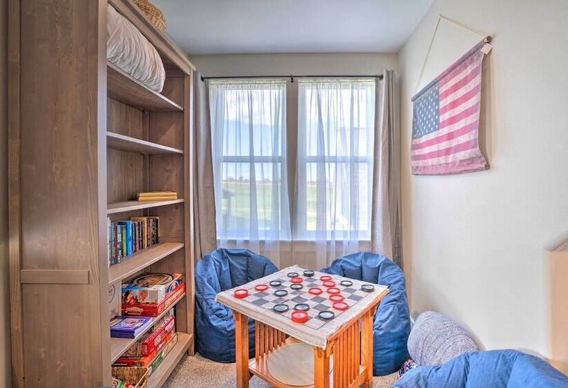 Family Friendly Home Near Potholes State Park