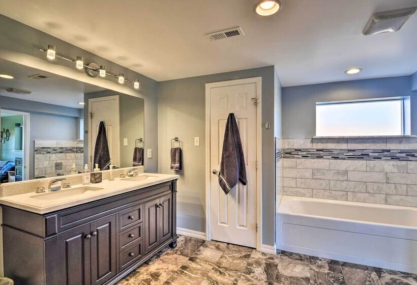 Family Friendly Home W/ Back Yard & Game Room!