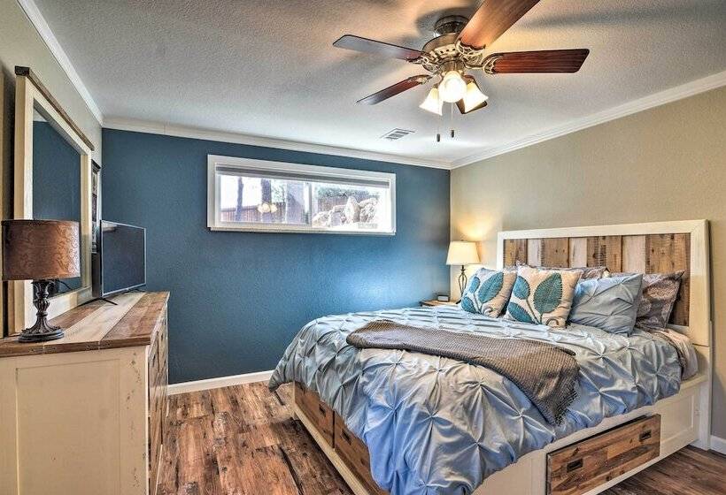 Family Friendly Home W/ Back Yard & Game Room!