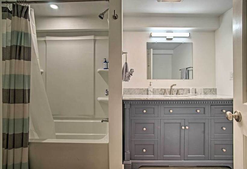 Family Friendly Tisbury Escape   Walk To Town