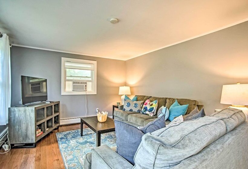 Family Friendly Tisbury Escape   Walk To Town