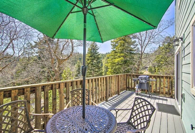 Family Home W/ Deck & View, 4 Mi To Lake Arrowhead