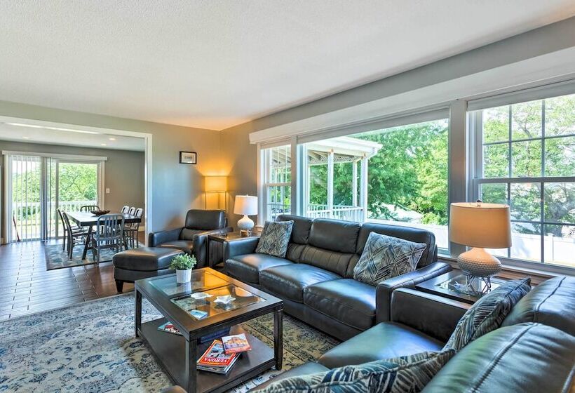 Fantastic Plymouth House W/ Deck & Ocean Views!