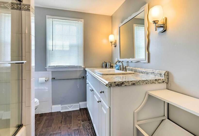 Fantastic Plymouth House W/ Deck & Ocean Views!