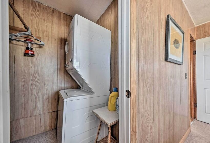 Fernandina Cottage W/ Deck + Direct Beach Access!