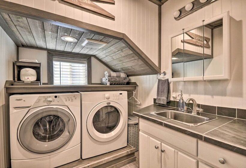 Floating Home On Columbia River W/ Provided Kayaks