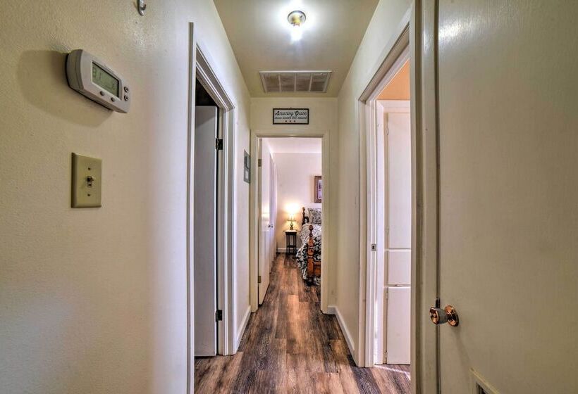 Fredericksburg Home   8 Blocks To Main St+wineries