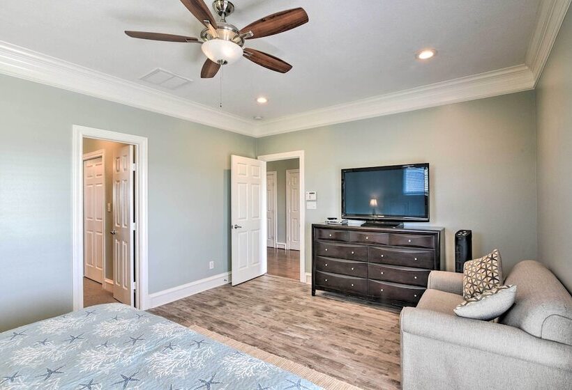 Galveston Resort House Dazzling Bay Vistas!