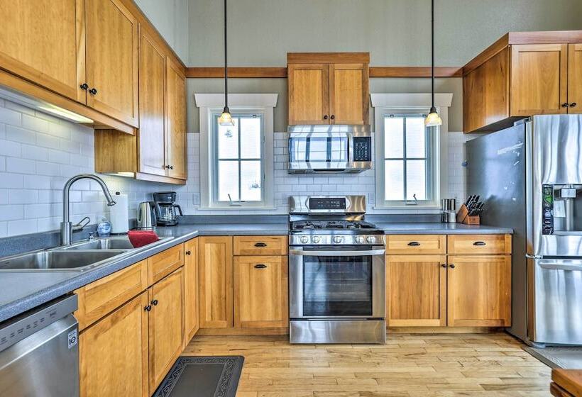 Granby Home: Stunning Mountain & Lake Views!