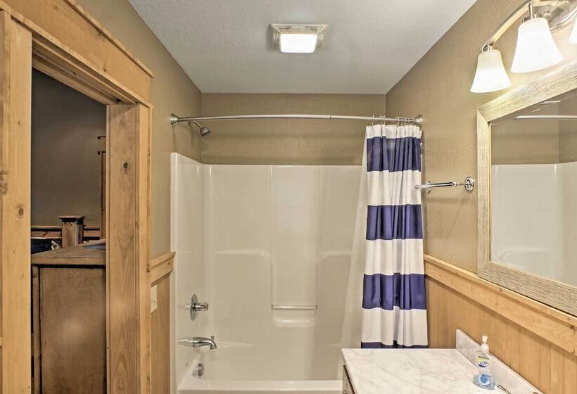 Guntersville Cabin W/ Lake Views!