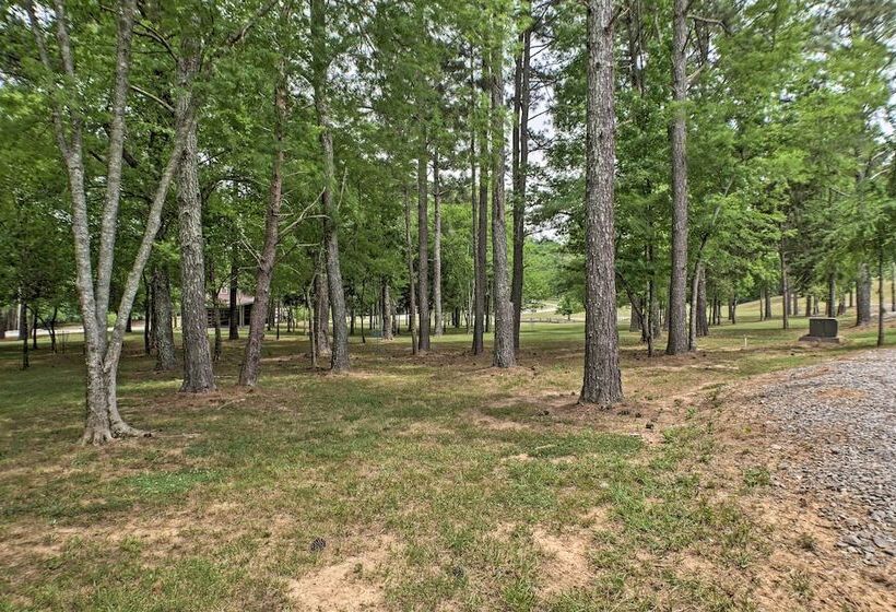 Guntersville Cabin W/ Lake Views!