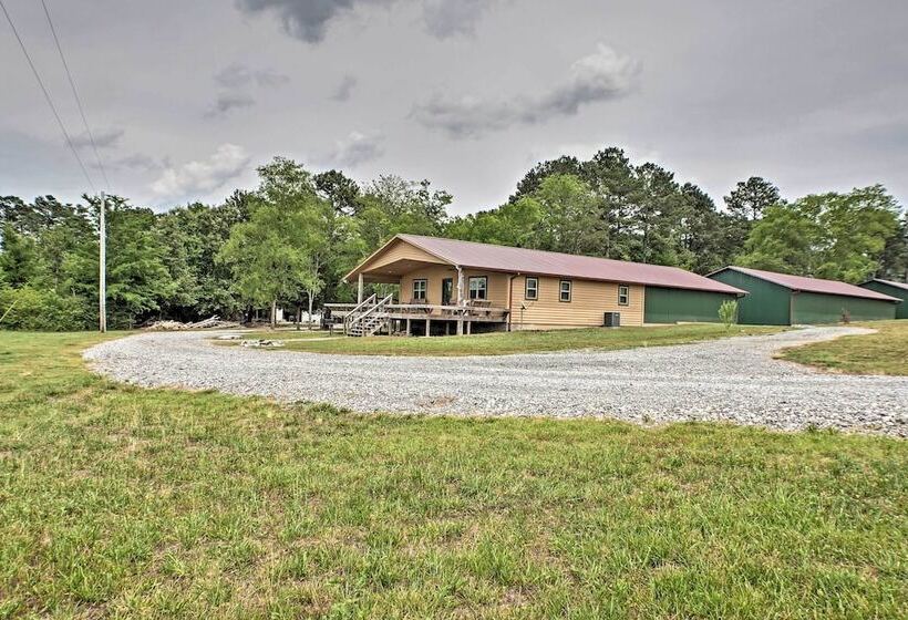 Guntersville Cabin W/ Lake Views!