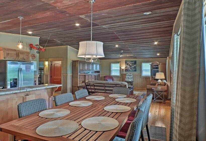 Guntersville Cabin W/ Lake Views!