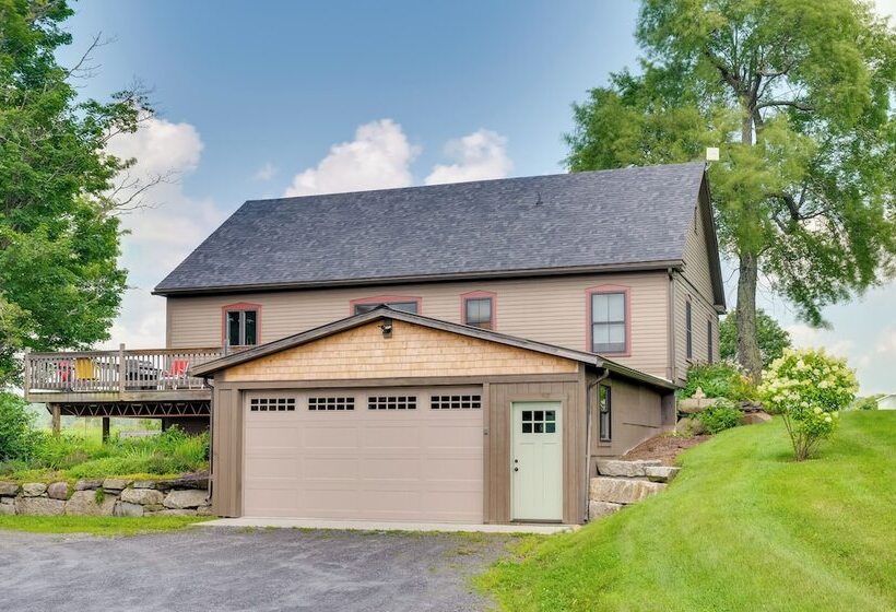 Hardwick Family Farmhouse On Vast Snowmobile Trail