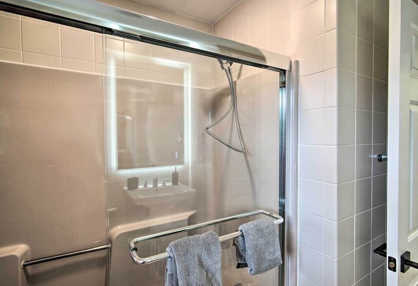 Cape Cod Family Home W/ Yard: Walk To Beach!