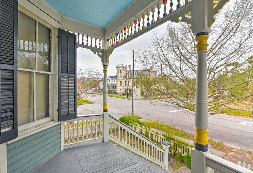 Historic Galveston Home, 1 Mile To Pleasure Pier!